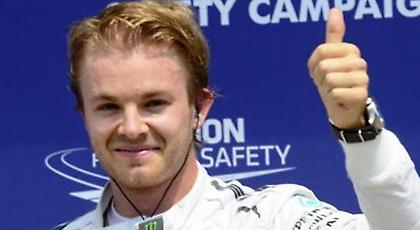 «Τρία στα τρία» στις ελεύθερες δοκιμές για Ρόσμπεργκ