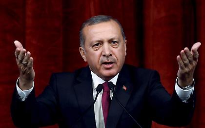 Ερντογάν: «Θα κλείσουν όλες οι στρατιωτικές σχολές»