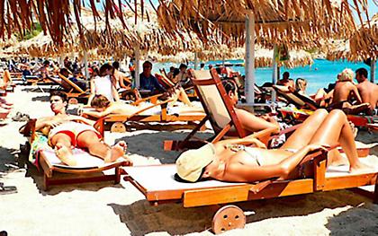 Καμουφλαρισμένοι αστυνομικοί έκαναν «επιδρομή» στη Μύκονο