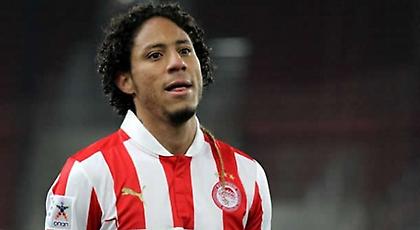 Στην Ουνιβερσιτάριο πρώην ποδοσφαιριστής του Ολυμπιακού