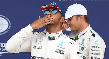 Χάμιλτον: «Πήγα όλο τον αγώνα στο ρελαντί»