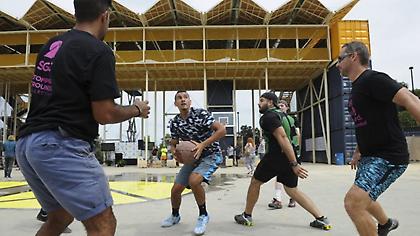 Ο Νικ Κύργιος δεν χάνει τρίποντο (video)