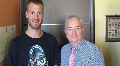 Πήρε και Παπαπέτρου ο Εθνικός