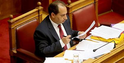 Ο Σπίρτζης επιβεβαιώνει ουσιαστικά τα τεχνικά κενά στο διαγωνισμό για τις τηλεοπτικές άδειες