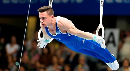 «Πάρτι» στα προκριματικά ο Πετρούνιας! (video)