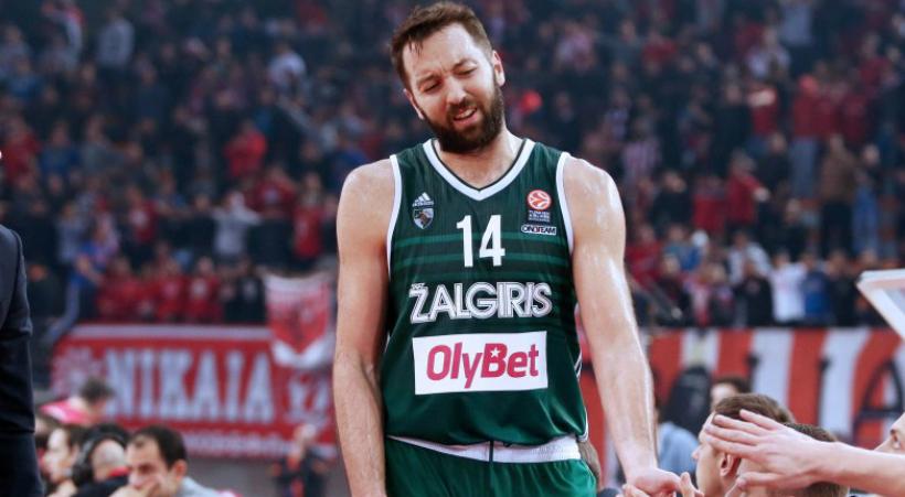 Τα «σκάει χοντρά» η Κούμπαν για Βουγιούκα