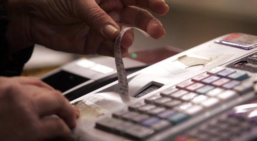 Τρεις μήνες φυλακή για τον ιδιοκτήτη ταβέρνας που παραβίασε το λουκέτο της Εφορίας