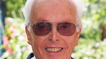 Βρετανός ηθοποιός απευθύνει έκκληση να του επιτραπεί η ευθανασία