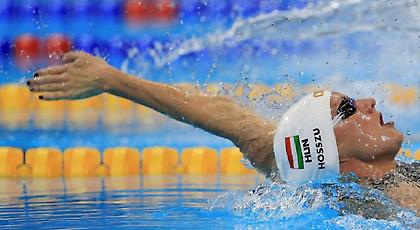 Η Χόζου τα… σπάει!