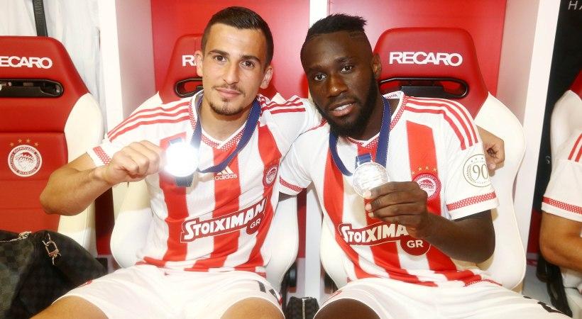 Το αντίο του Ομάρ στον «αδερφό» του, Μαζουακού (pic)