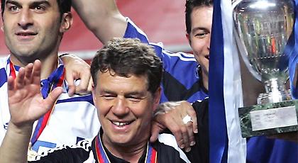 «Χρόνια Πολλά στο θρύλο της Ελλάδας, Ότο Ρεχάγκελ»