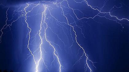 Πάνω από 27.400 κεραυνοί έπεσαν σε ένα 24ωρο στην κεντρική Μακεδονία!