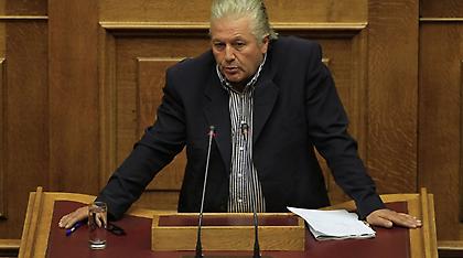 Παπαχριστόπουλος: Οι όροι για τις άδειες δεν πρέπει να είναι μόνοι οικονομικοί