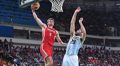 Έκανε πόστερ τον Γκαρίνο ο Χεζόνια (vids)