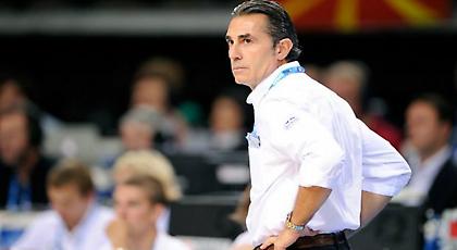 Σκαριόλο: «Πρέπει να νικήσουμε και στα τρία παιχνίδια»