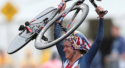 Ξανά Αρμστρονγκ