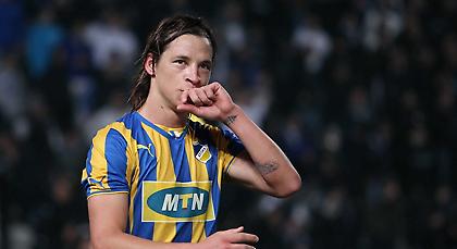 To δακρυσμένο αντίο του Ντε Βινσέντι στον ΑΠΟΕΛ