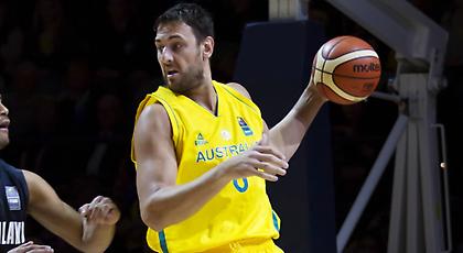 Μπροστά στον Μπόγκουτ δεν θα σηκώνεσαι! (video)