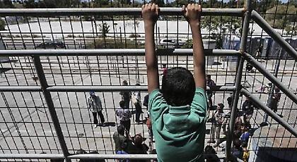 Η Γερμανία στέλνει 3.000 πρόσφυγες στην Κρήτη -Η κυβέρνηση ετοιμάζει κέντρα φιλοξενίας