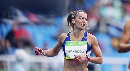 Τα… χάλασε στο μήκος η Υφαντίδου