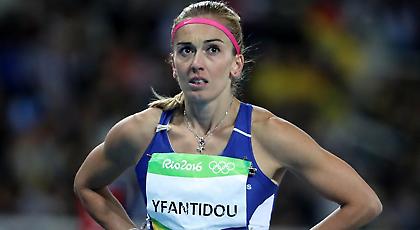 Χαμηλά η Υφαντίδου, ξέσπασε σε κλάματα on camera (video)