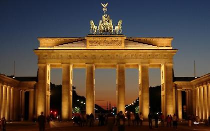 «Φουντώνει» η προεκλογική μάχη στο Βερολίνο ενόψει των τοπικών εκλογών του Σεπτεμβρίου