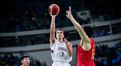 «Σκούπισε» και πέρασε η Σερβία