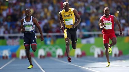 Υπόκλιση από Λεμπρόν σε Μπολτ (pic)