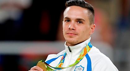 Η απονομή του χρυσού στον συγκινημένο Πετρούνια! (video)