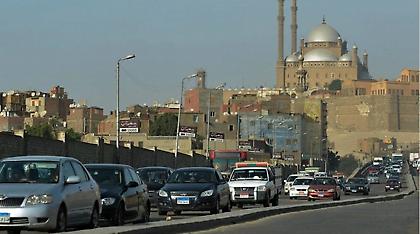 Τραγωδία στην Αίγυπτο: 17 νεκροί από σύγκρουση λεωφορείων