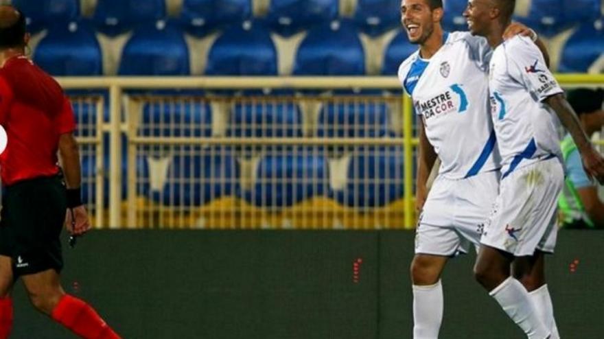 Σκόραρε ο Καραμάνος, νίκη για Φεϊρένσε (video)