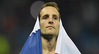 «Καρφιά» Λαβιλενί για το Βραζιλιάνικο κοινό (vid)