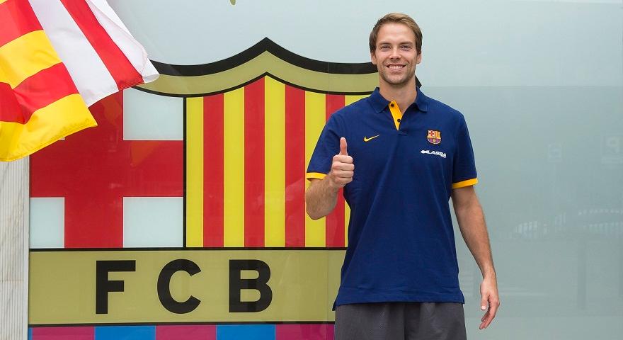 Κόπονεν για τρία χρόνια στην Μπαρτσελόνα!