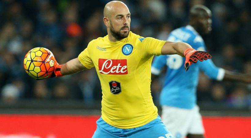 Αυτοπροτάθηκε στη Μπαρτσελόνα ο Ρέινα