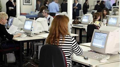 Στο... περίμενε οι ιδιώτες που αναμένουν λεφτά από το δημόσιο