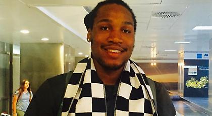 Έφτασε και ο Τέιλορ για ΠΑΟΚ (pic)