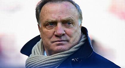 Επίσημα στη Φενέρ ο Άντβοκαατ (pics)