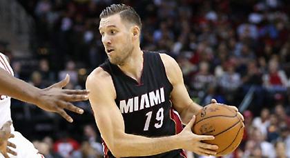 Έμεινε στους Χιτ ο Ούντριχ