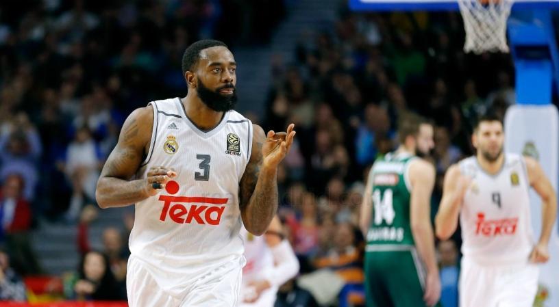 Στο αεροπλάνο για Αθήνα ο Ρίβερς (pics)