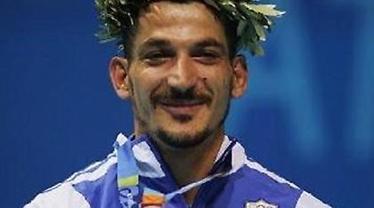 Επιμένουν από την «Αυγή»: Και σήμερα επίθεση κατά Πύρρου Δήμα