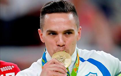 Εδώ θα φυλάει το χρυσό ο Πετρούνιας (pics)