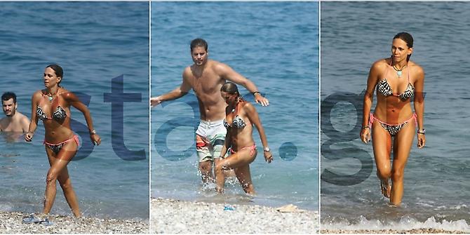 Το απίστευτο κορμί της Κοκκίνου χωρίς ρετούς