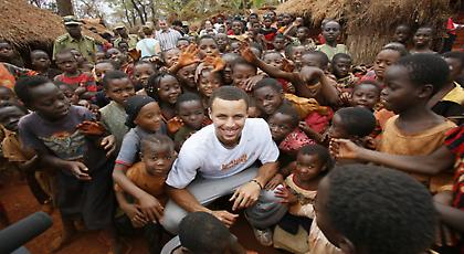 Ο ξεχωριστός φίλος του Στεφ Κάρι (pics)