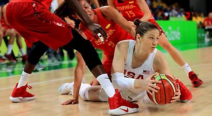 «Χρυσές» με «περίπατο» οι ΗΠΑ