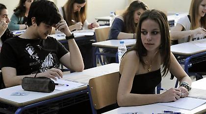 Πανελλαδικές: Στα ύψη Ιατρικές, πέφτουν οι Πολυτεχνικές σχολές