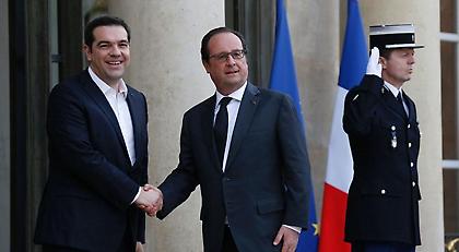 Ο Ολάντ στη σύνοδο της Αθήνας