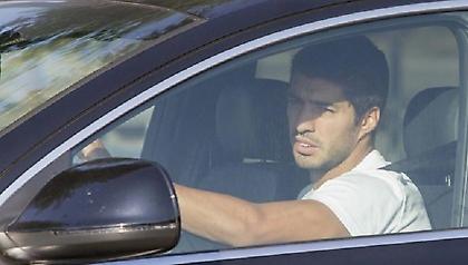 Γκόμεζ και Σουάρεζ παίζουν «συγκρουόμενα» με τα αυτοκίνητά τους! (video)