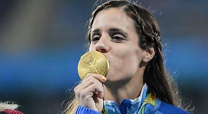 Στεφανίδη: «Ποια είναι η… Αυγή;»