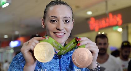 Απίστευτο: Ο Πρόεδρος της Δημοκρατίας ξέχασε να καλέσει την Άννα Κορακάκη