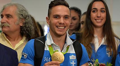 Επέστρεψε ο χρυσός Πετρούνιας: «Κομμάτι του μεταλλίου ανήκει στους Έλληνες» (video)